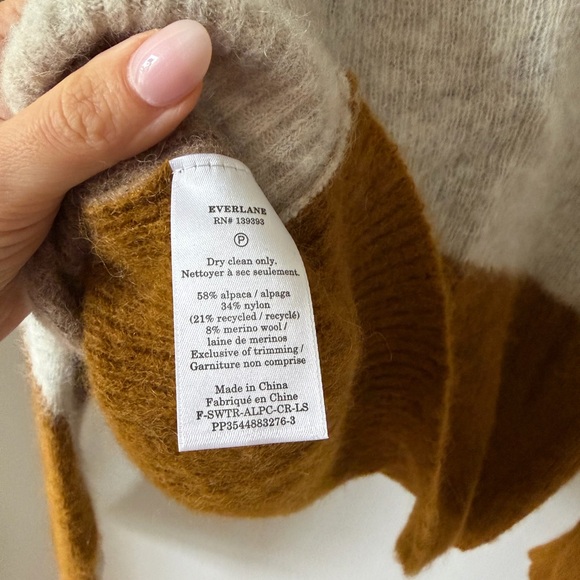 Everlane Alpaca Crew Neck - Picture 8 of 9